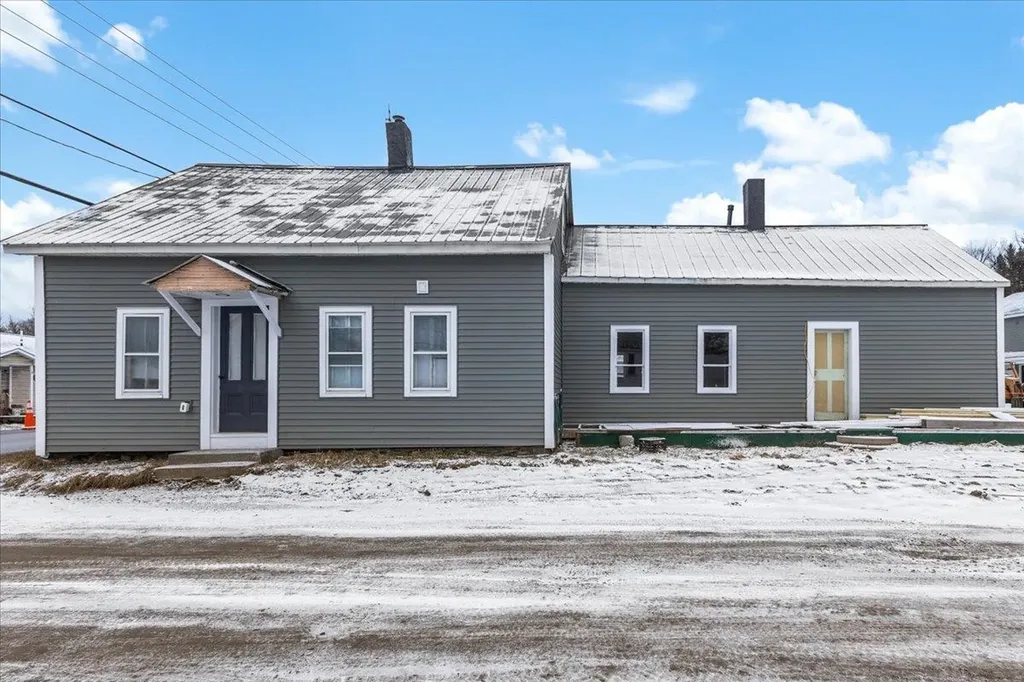 27 Fletcher Road Fairfax VT 05454