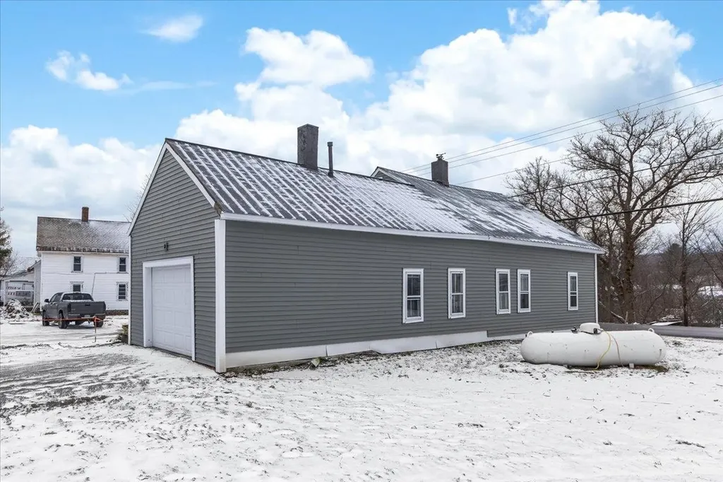 27 Fletcher Road Fairfax VT 05454
