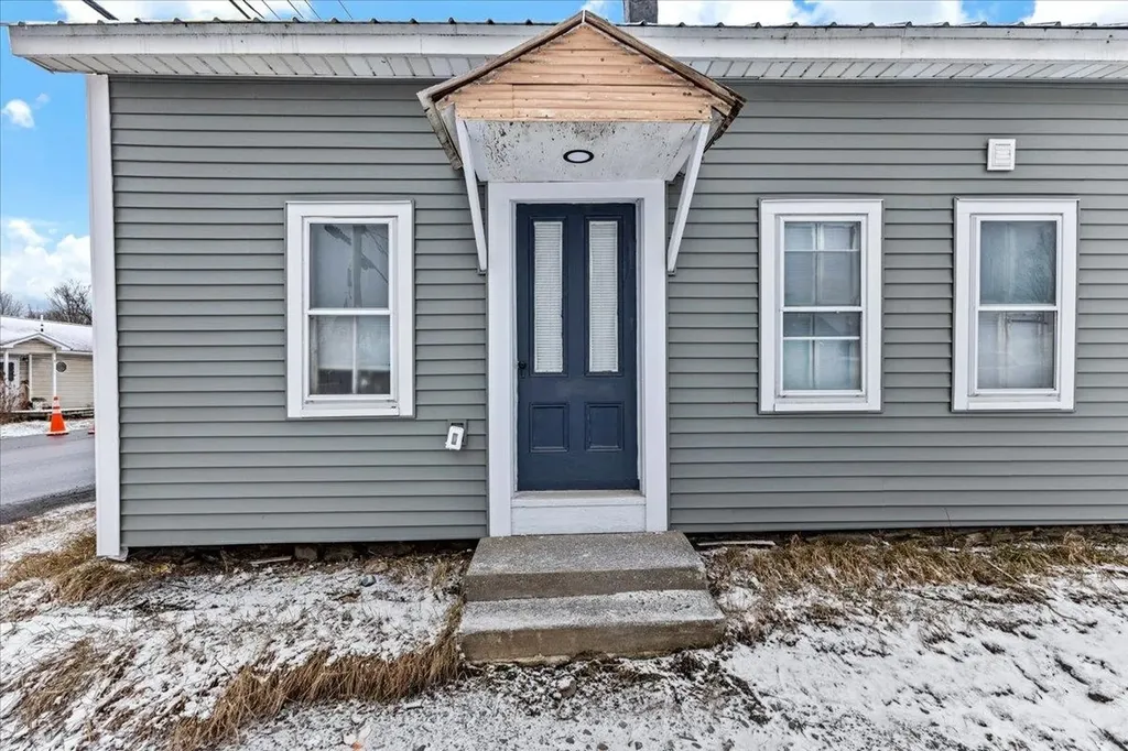 27 Fletcher Road Fairfax VT 05454