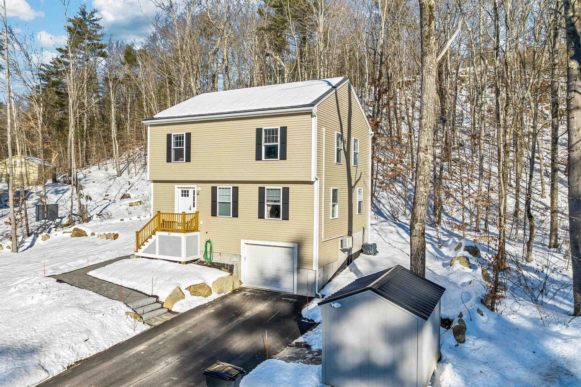 61 Anne Lane Wakefield NH 03872