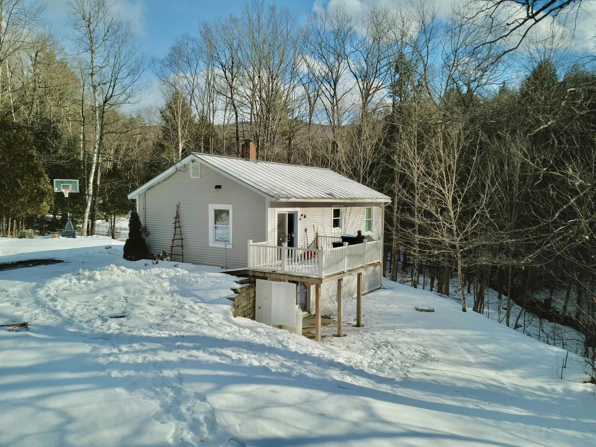 15 Thompson Road Hanover NH 03755