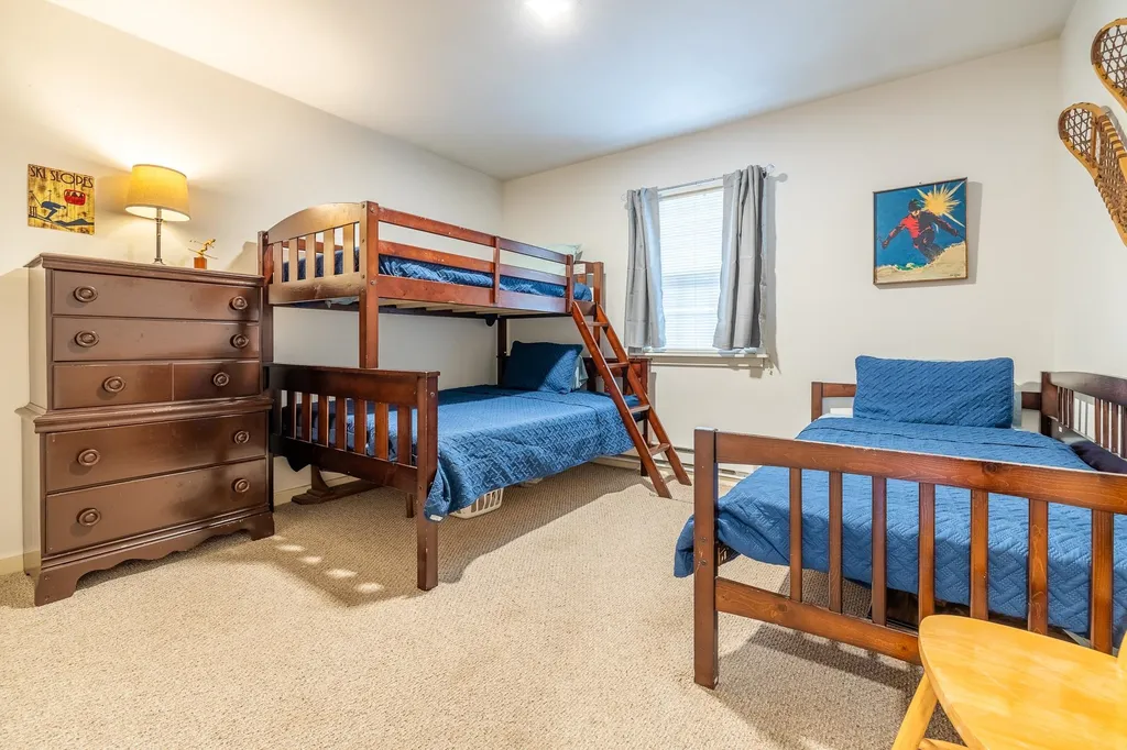 4 Greenwich Road Wilmington VT 05363