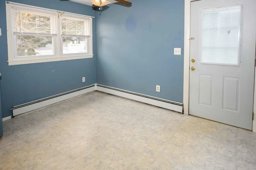 303 Jobin Drive Manchester NH 03103