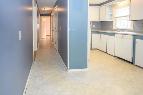 303 Jobin Drive Manchester NH 03103