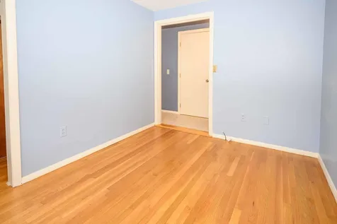 303 Jobin Drive Manchester NH 03103