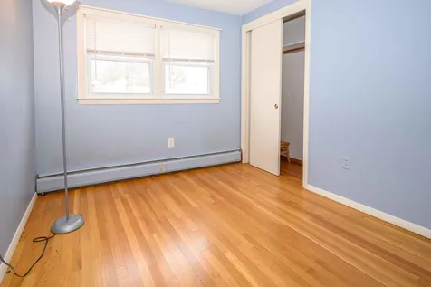 303 Jobin Drive Manchester NH 03103