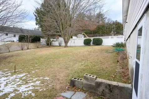 303 Jobin Drive Manchester NH 03103