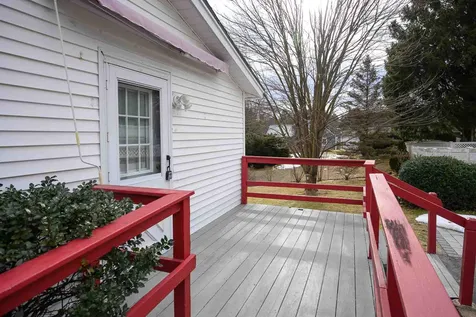 303 Jobin Drive Manchester NH 03103