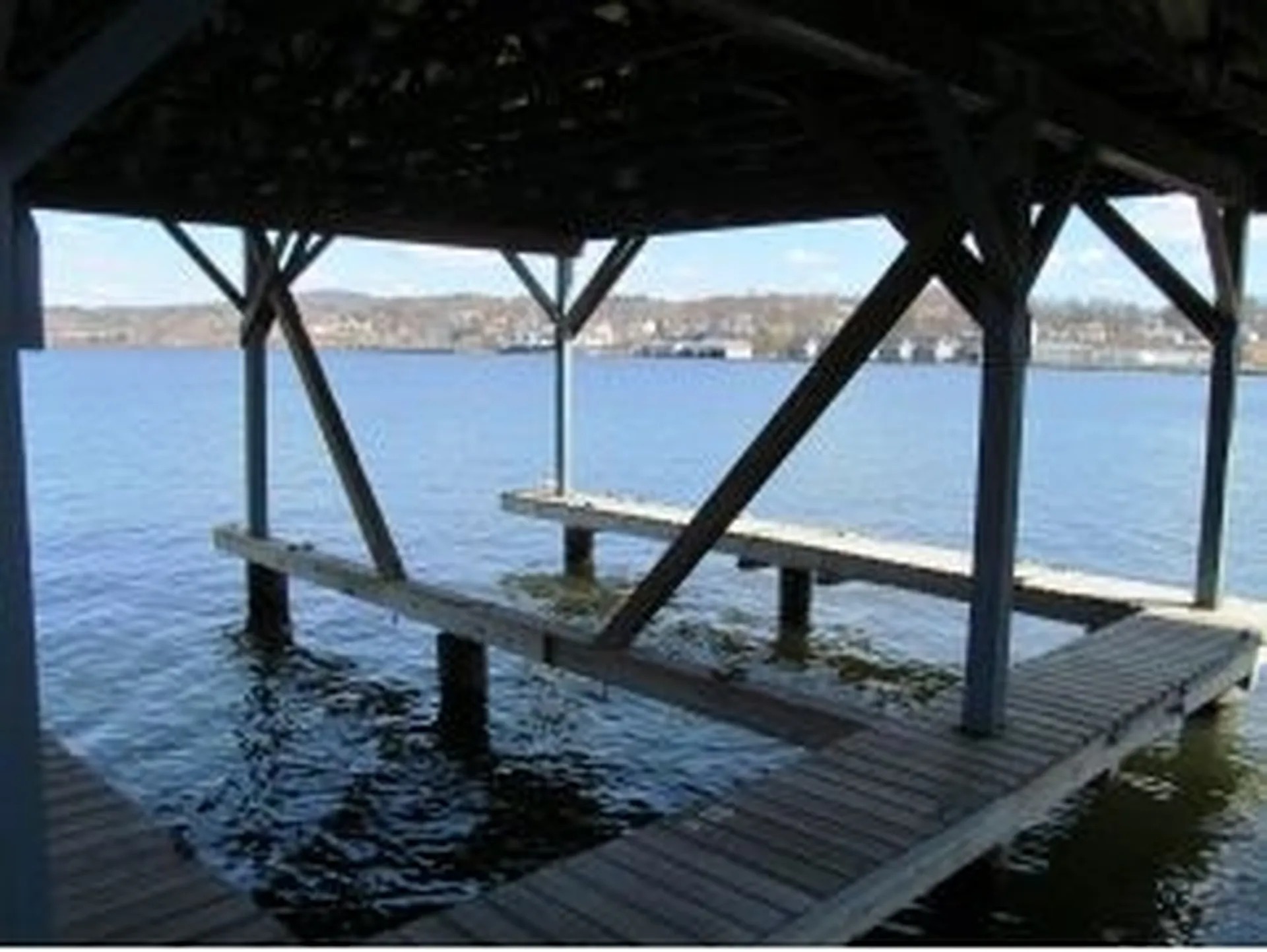 197 Farrants Point Newport City VT 05855