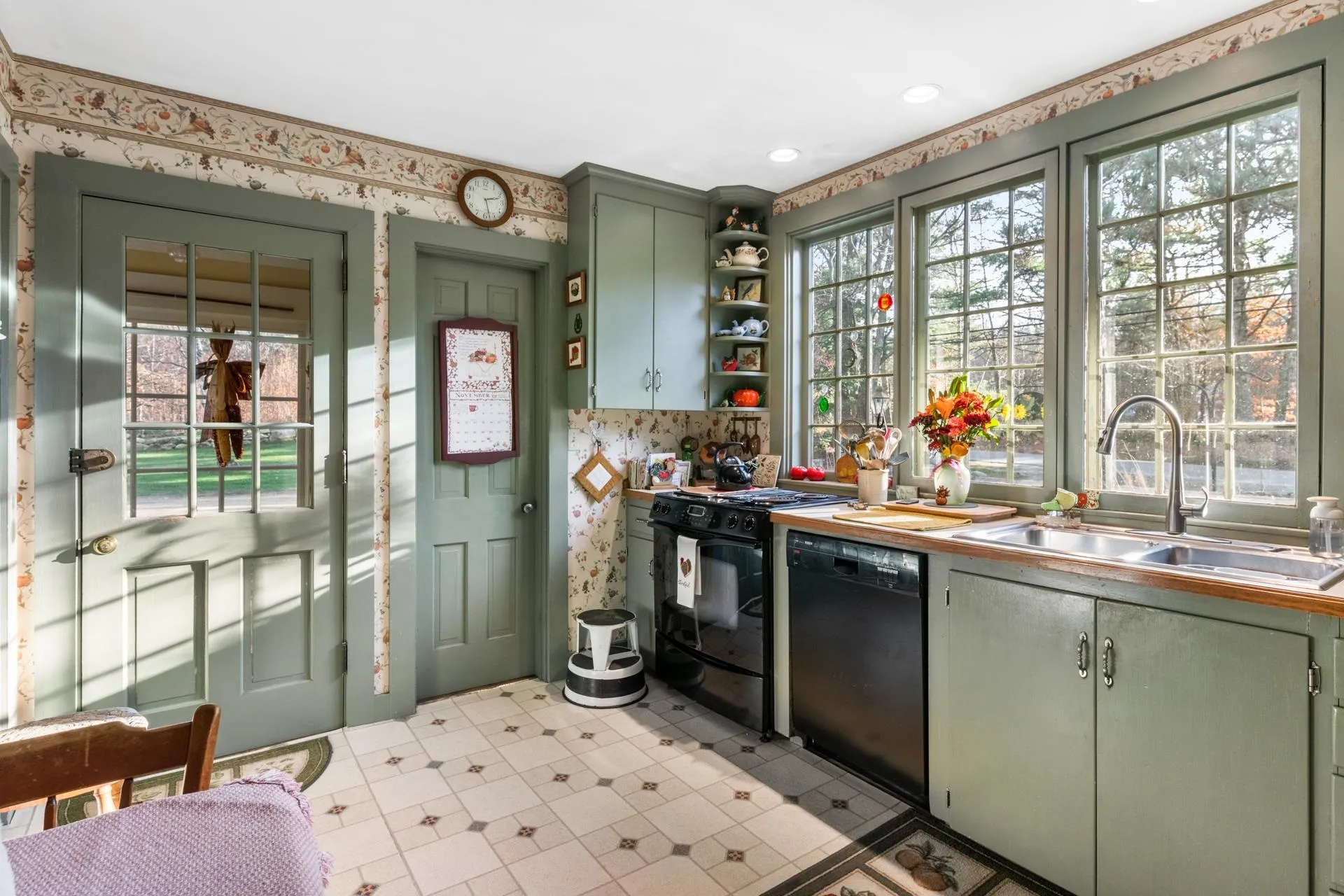 187 Knights Hill Road New London NH 03257