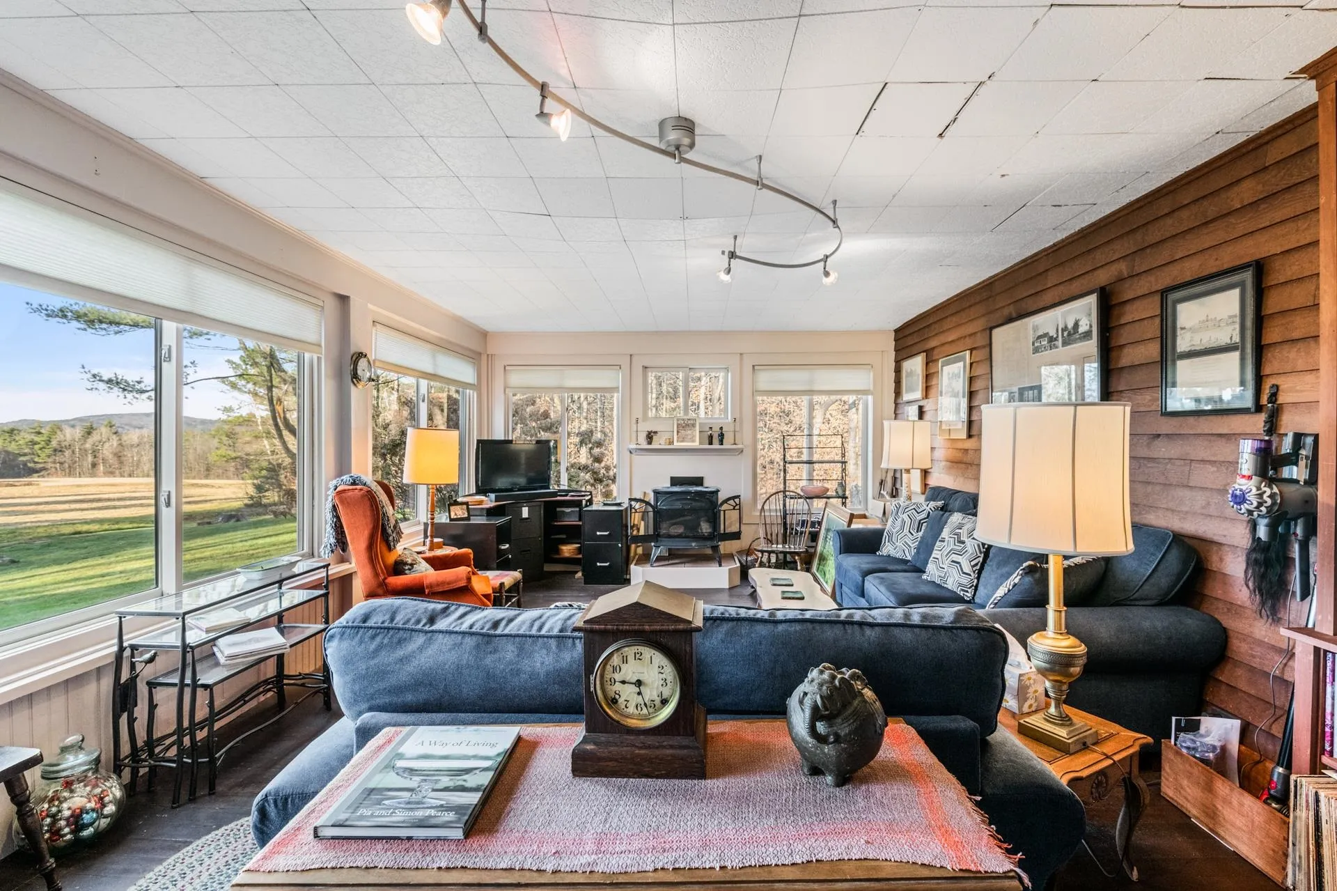 187 Knights Hill Road New London NH 03257