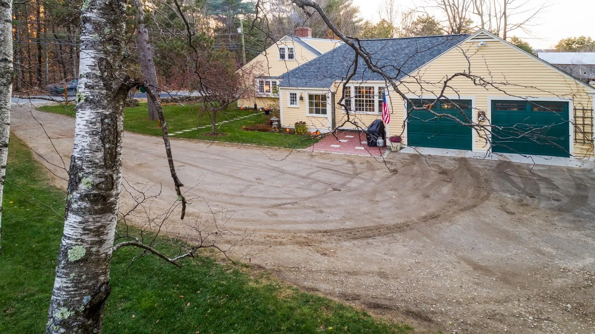 187 Knights Hill Road New London NH 03257
