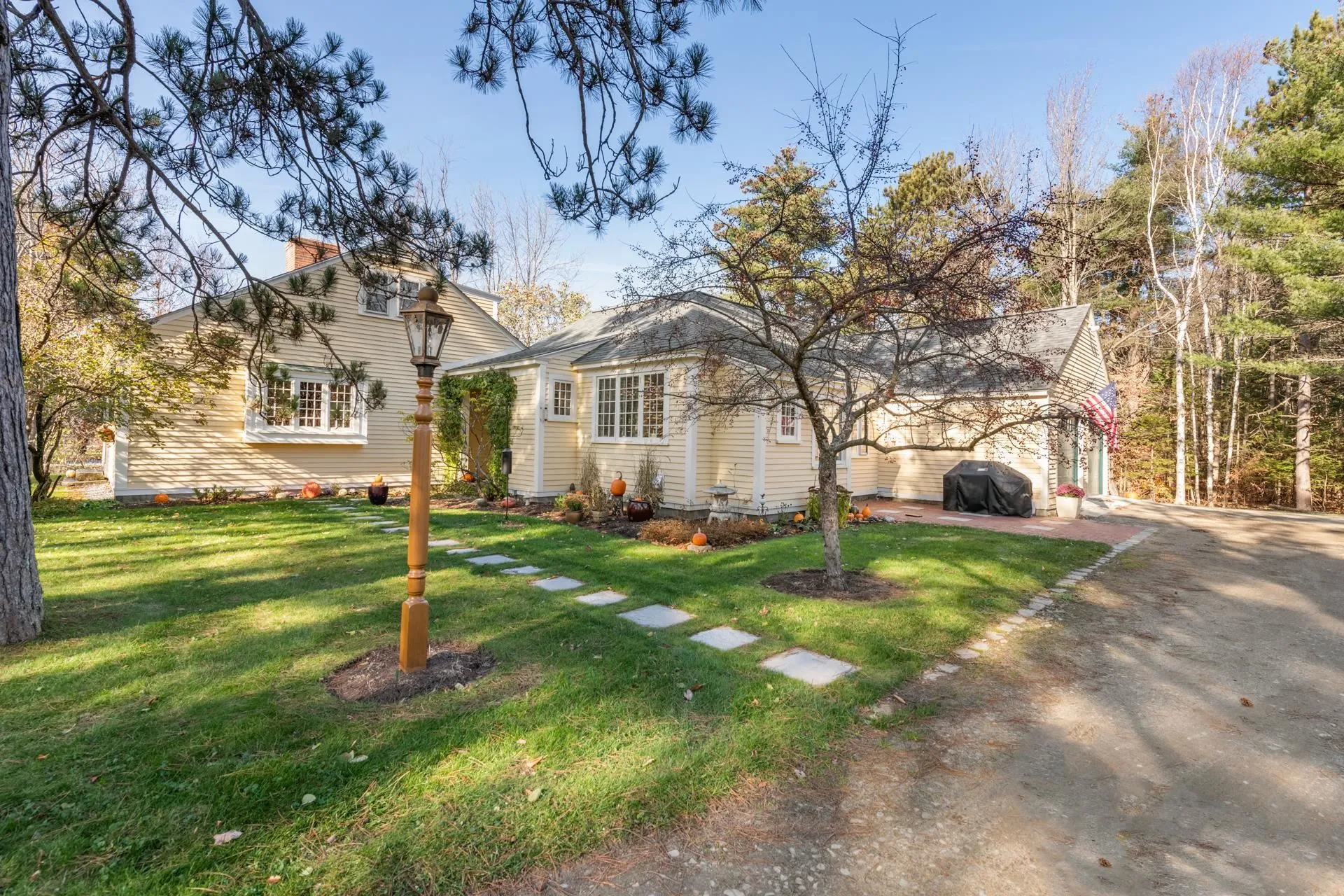 187 Knights Hill Road New London NH 03257
