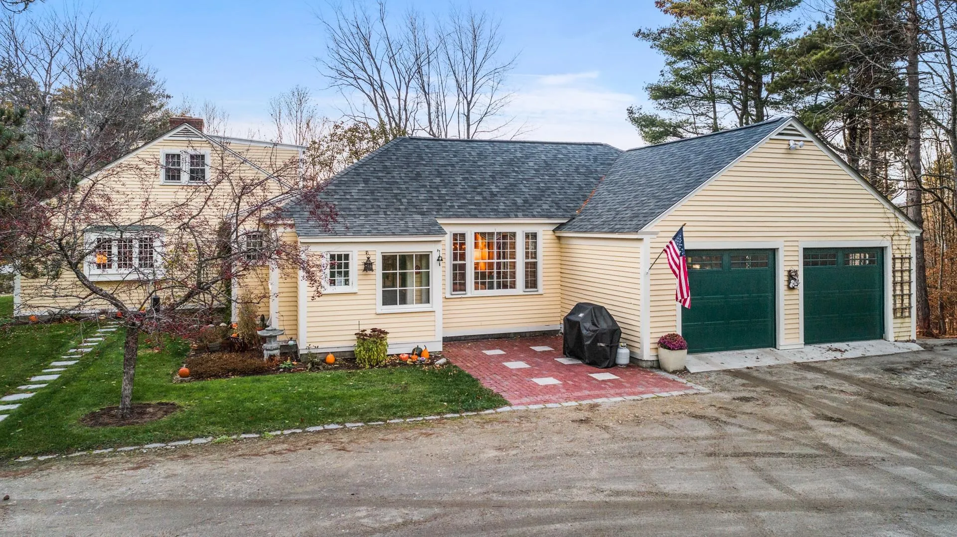 187 Knights Hill Road New London NH 03257