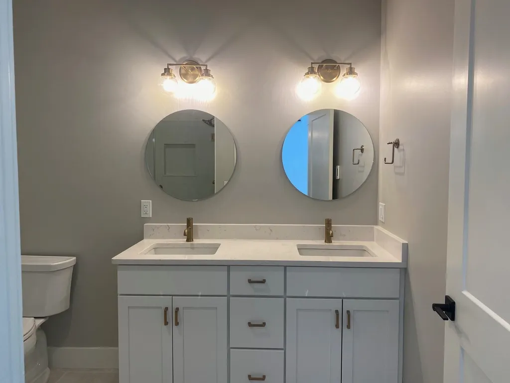 239 Skimobile Road Conway NH 03860