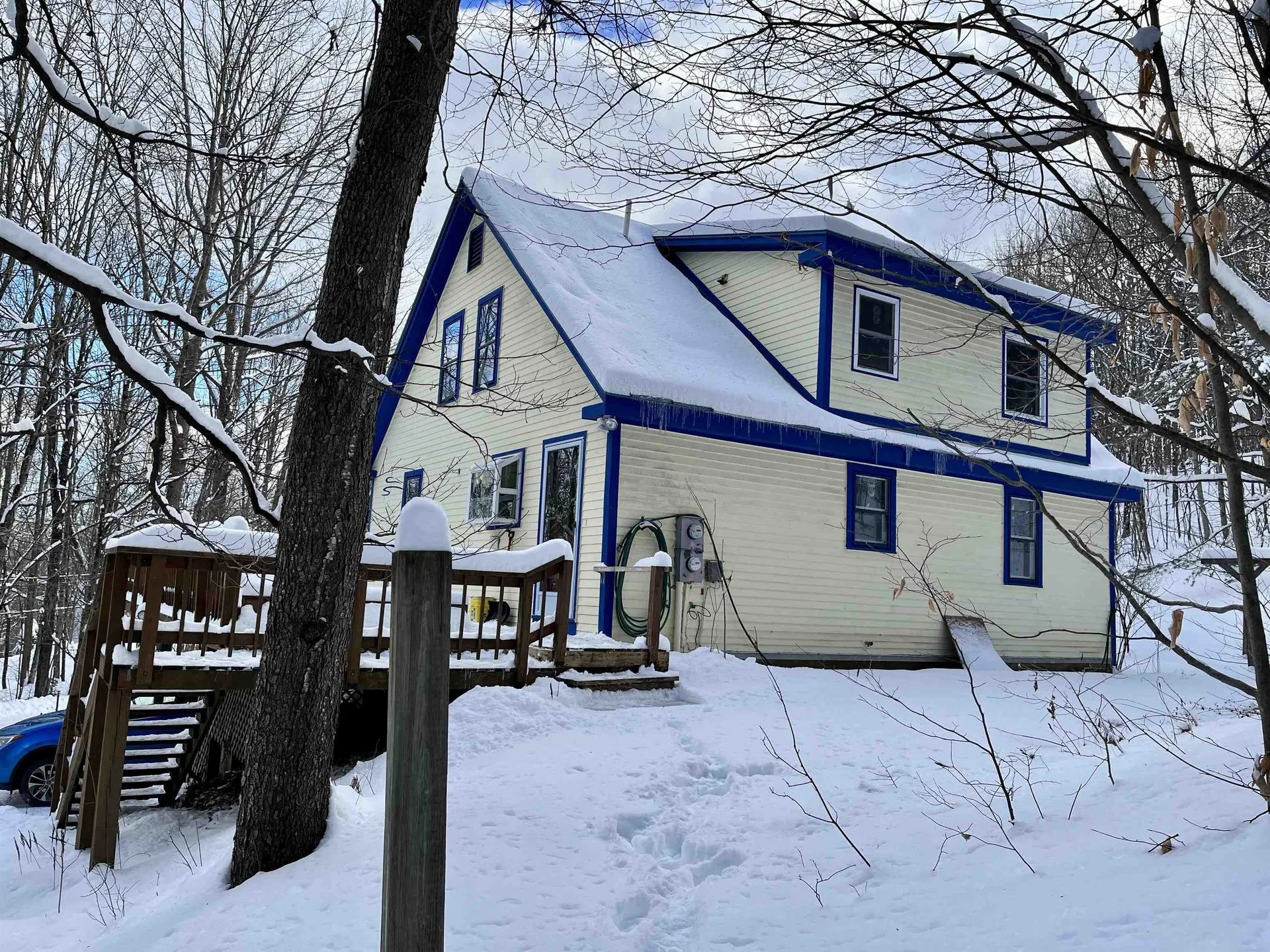 864 Old Town Farm Road Hartford VT 05059
