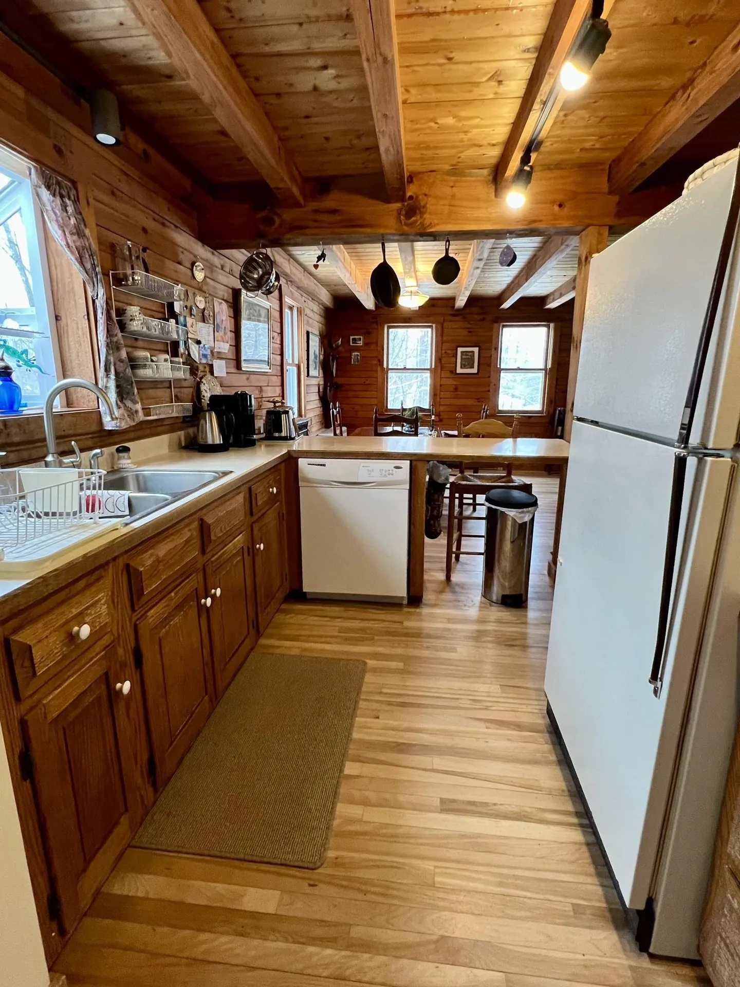 864 Old Town Farm Road Hartford VT 05059