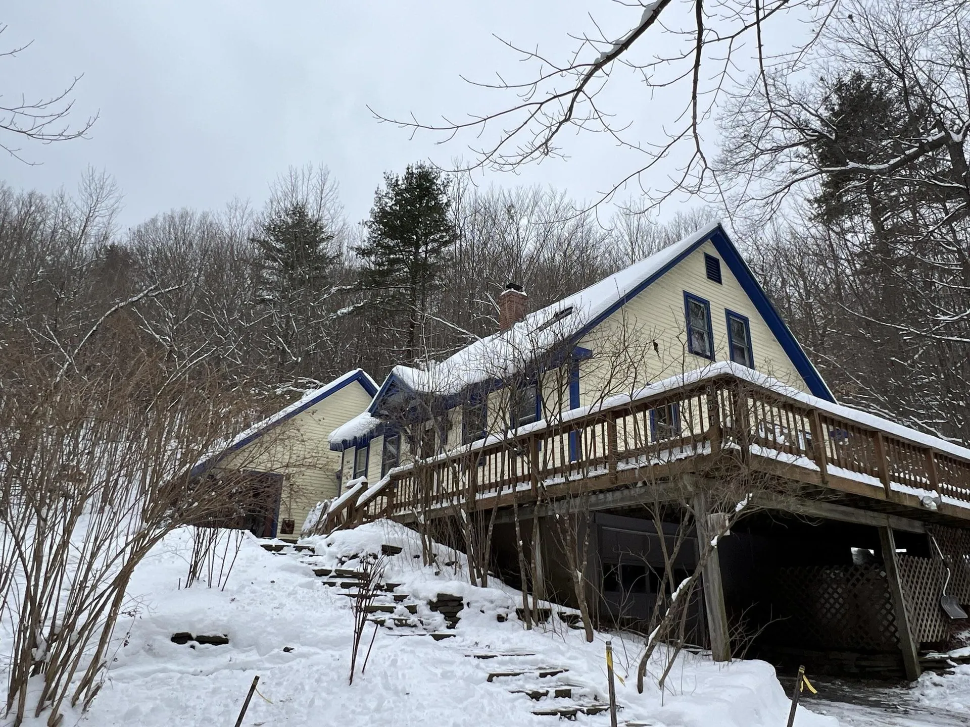 864 Old Town Farm Road Hartford VT 05059