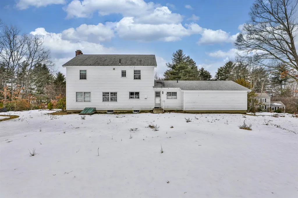 20 Kipling Street Nashua NH 03062