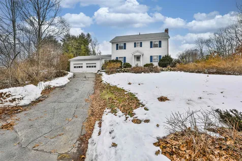 20 Kipling Street Nashua NH 03062