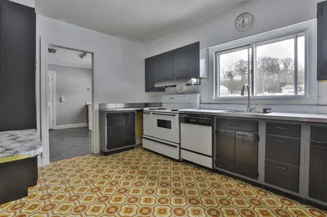 20 Kipling Street Nashua NH 03062