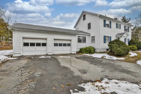 20 Kipling Street Nashua NH 03062