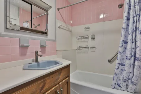 20 Kipling Street Nashua NH 03062
