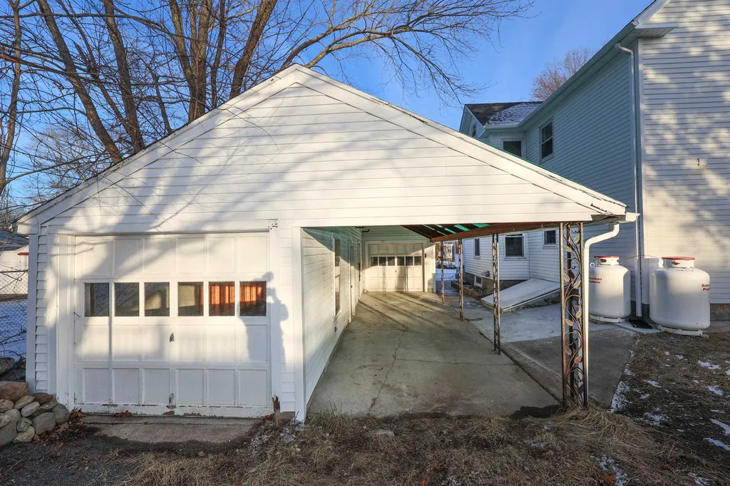 167 Union Street Milford NH 03055