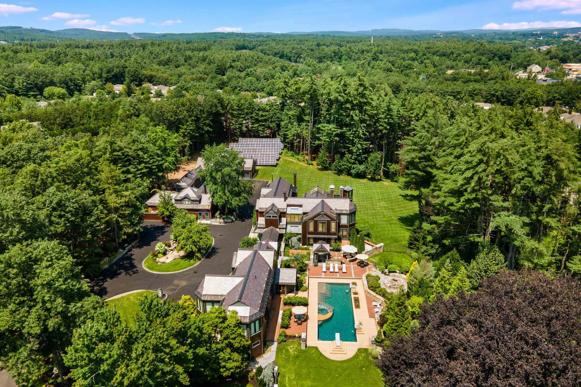 182 Meetinghouse Road Bedford NH 03110
