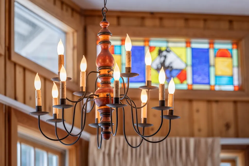 1375 Under The Mountain Road Londonderry VT 05155