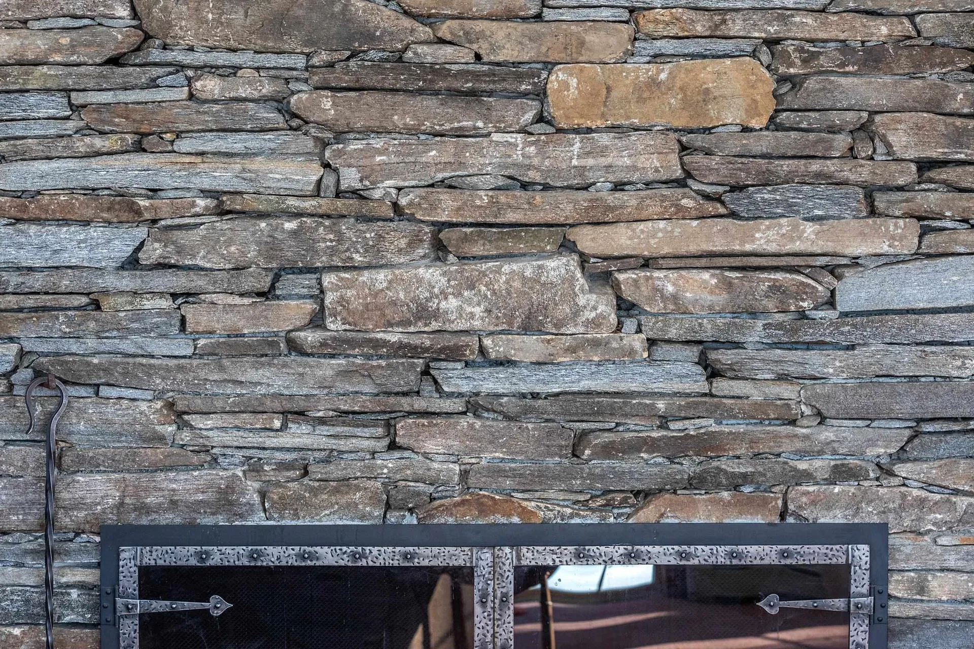 1375 Under The Mountain Road Londonderry VT 05155