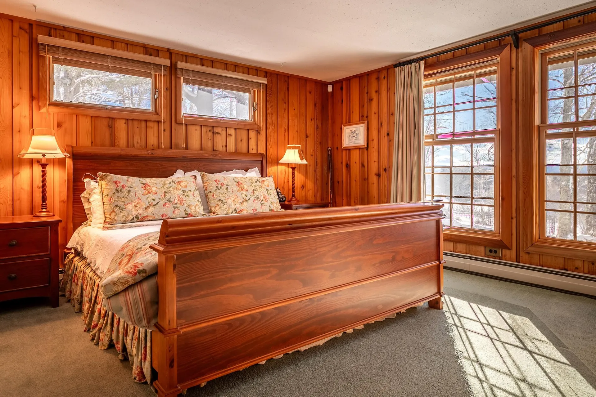 1375 Under The Mountain Road Londonderry VT 05155