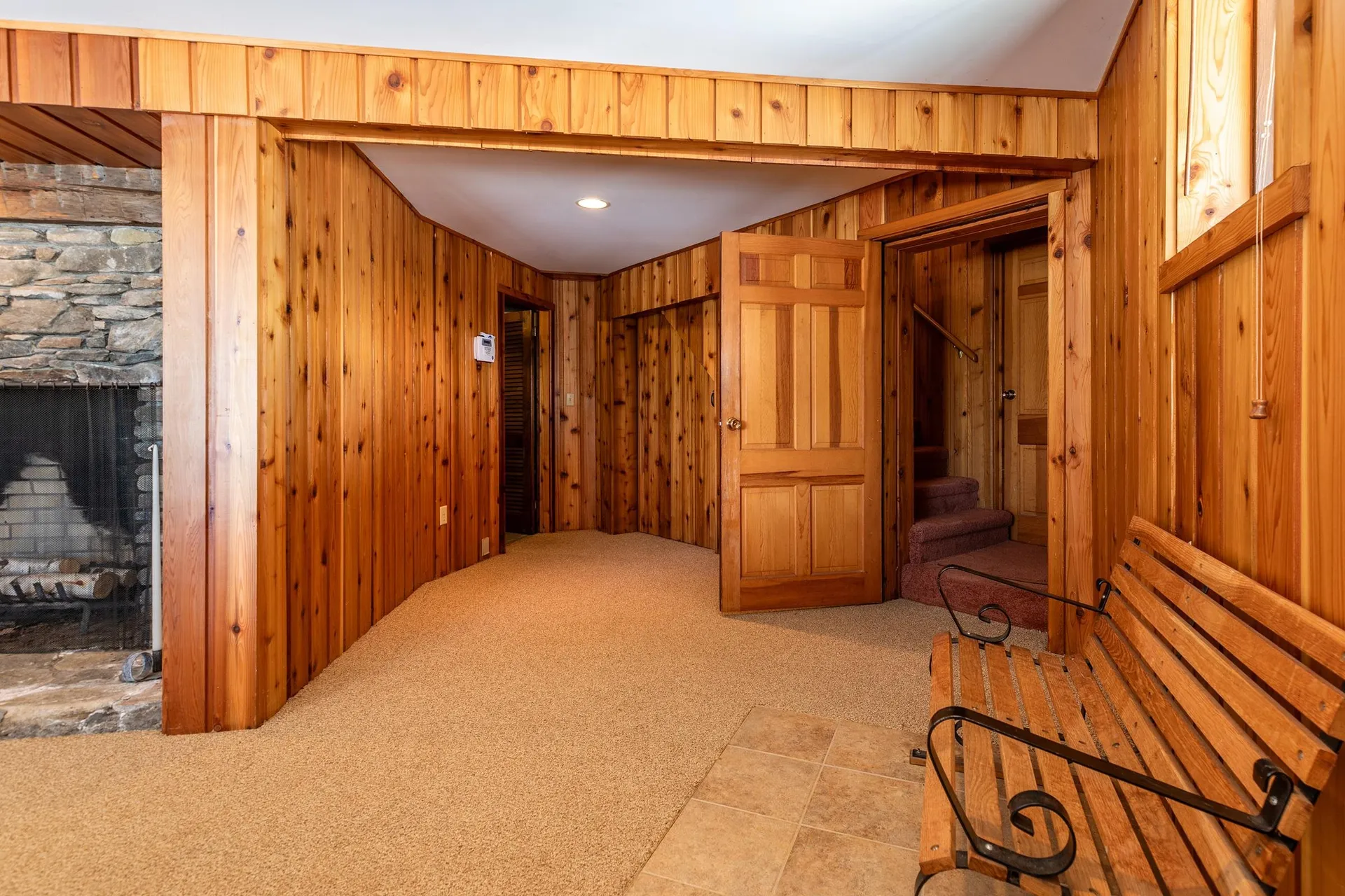 1375 Under The Mountain Road Londonderry VT 05155