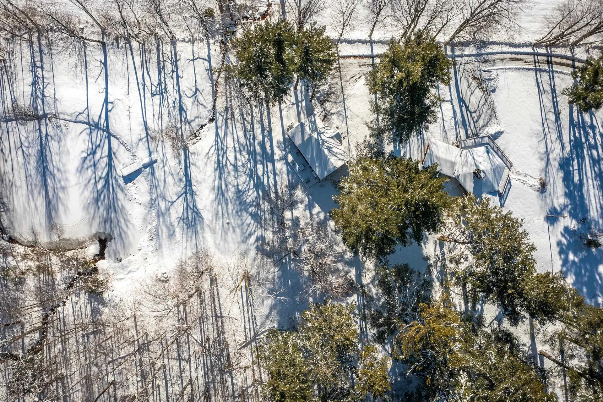 1375 Under The Mountain Road Londonderry VT 05155