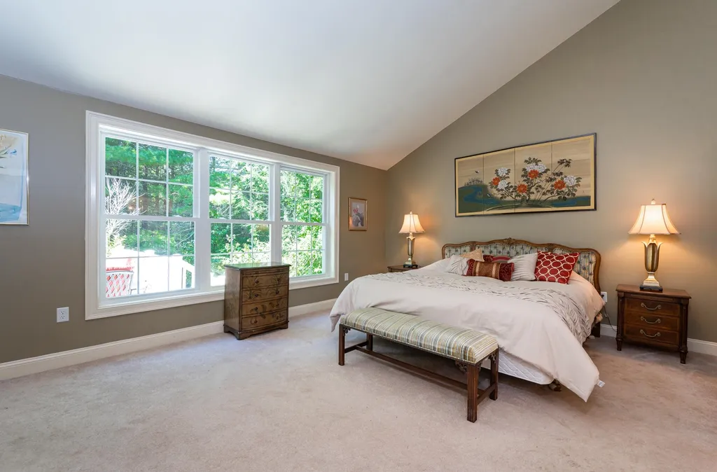 151 Hampton Meadows Hampton NH 03842