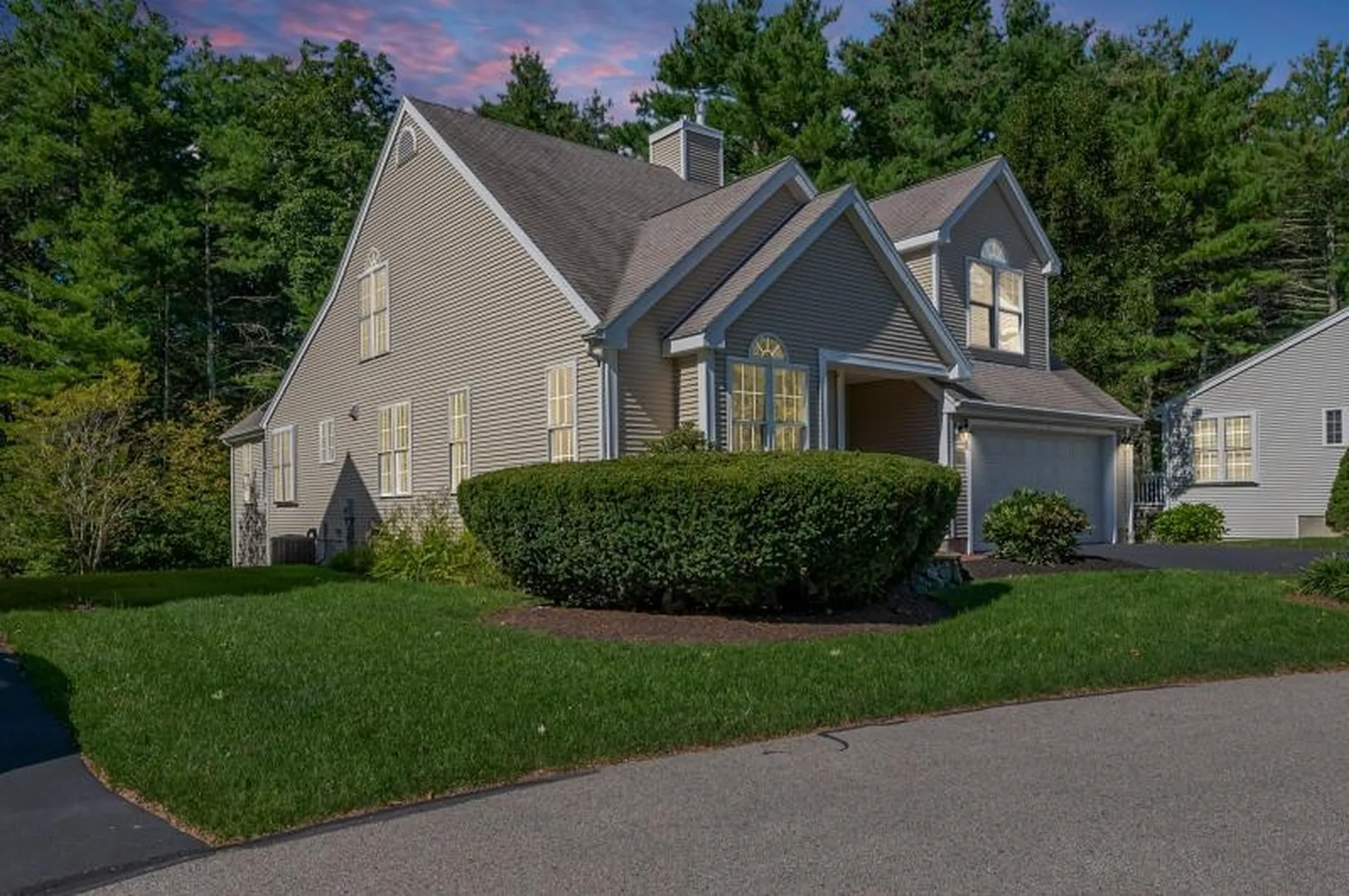 151 Hampton Meadows Hampton NH 03842