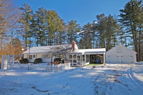 12b Auburn Road Londonderry NH 03053