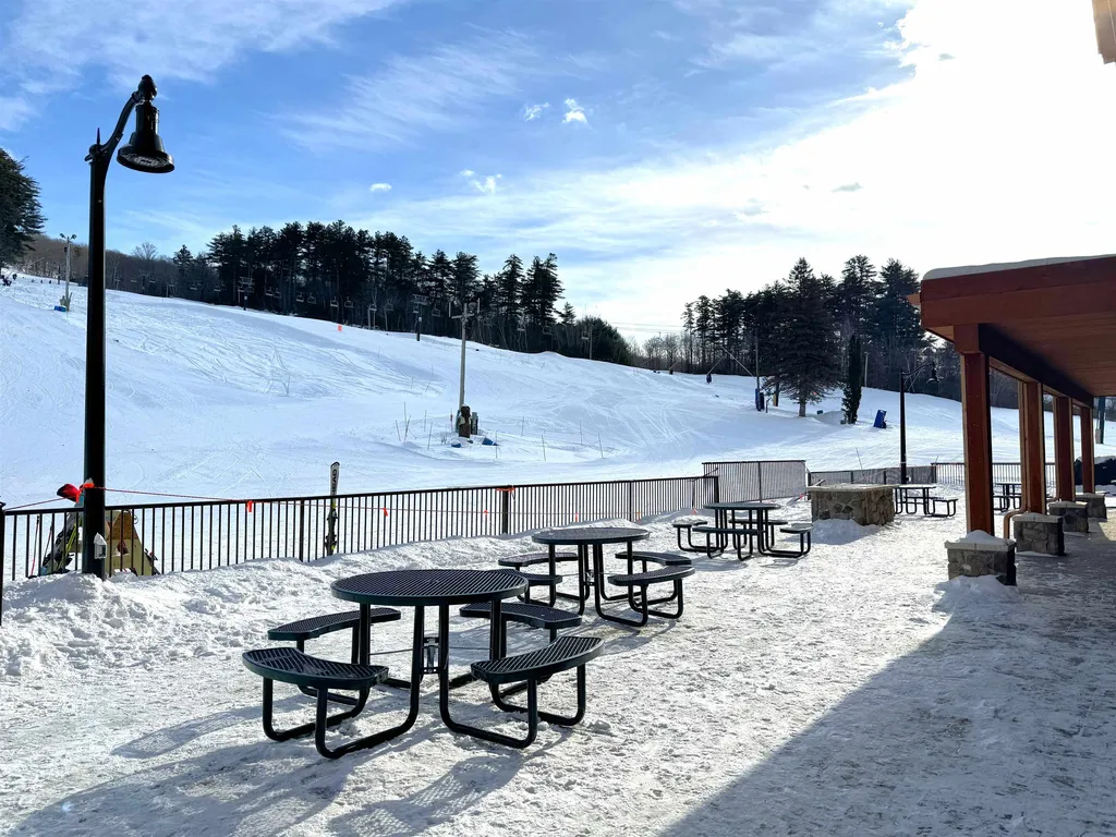 239 Skimobile Road Conway NH 03860