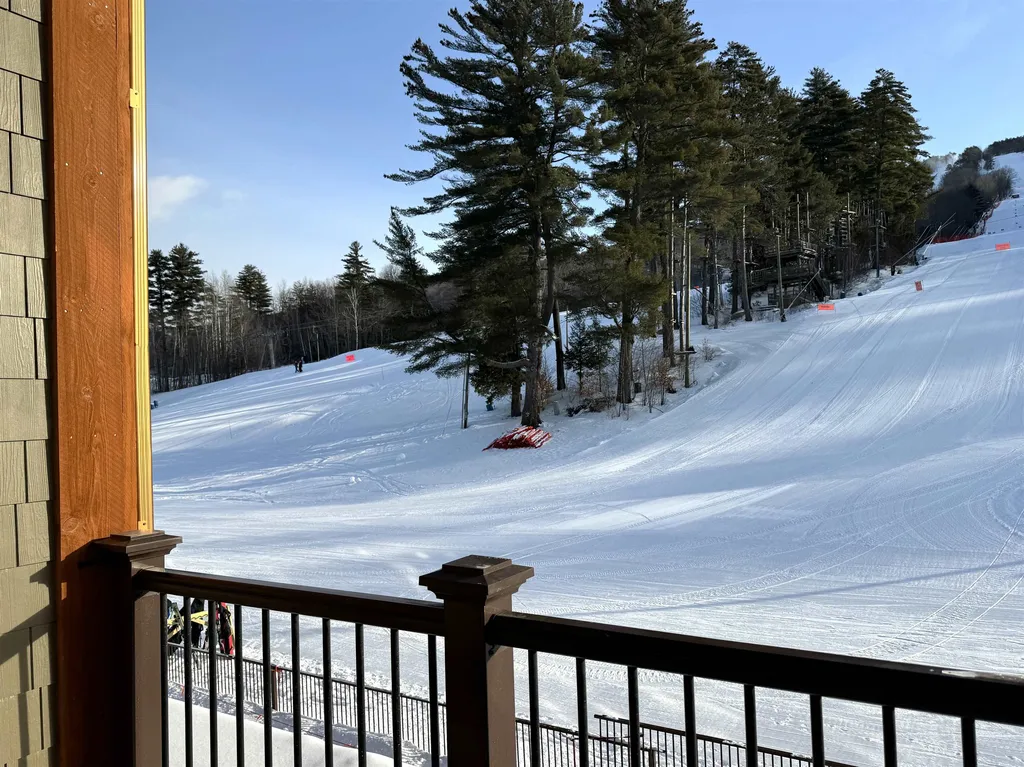 239 Skimobile Road Conway NH 03860