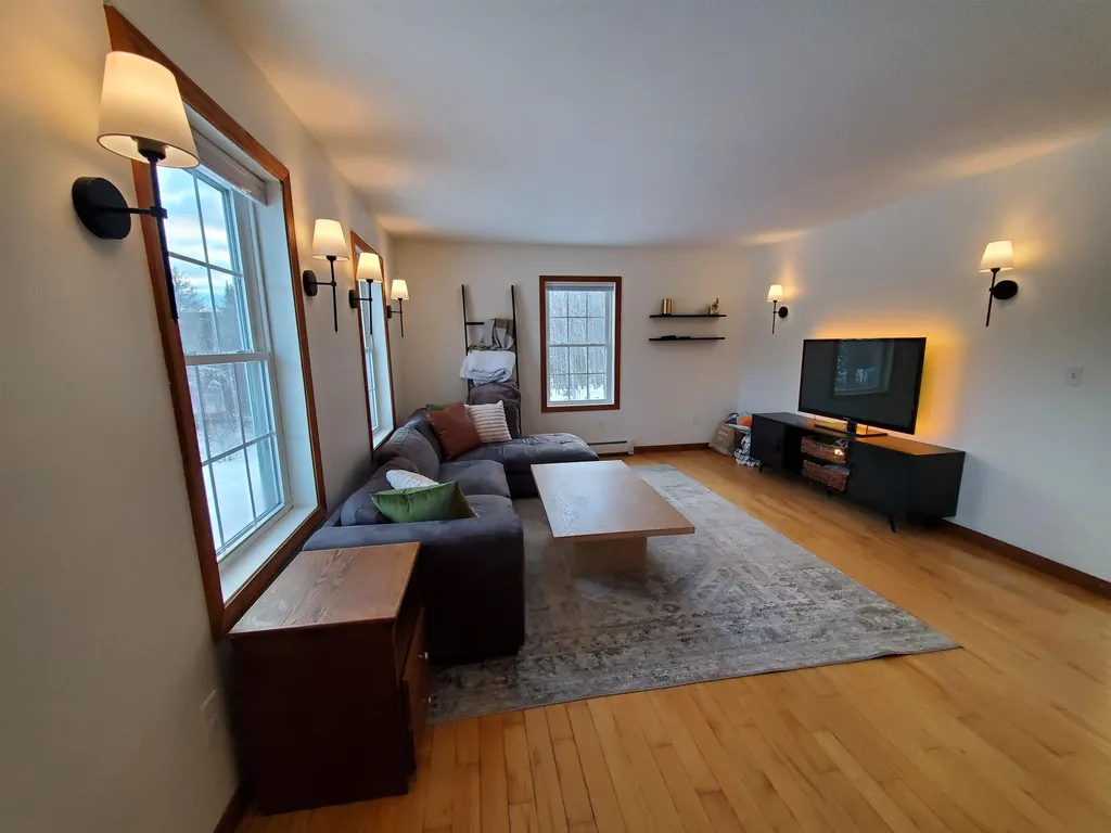 35 Serendipity Way Enfield NH 03748