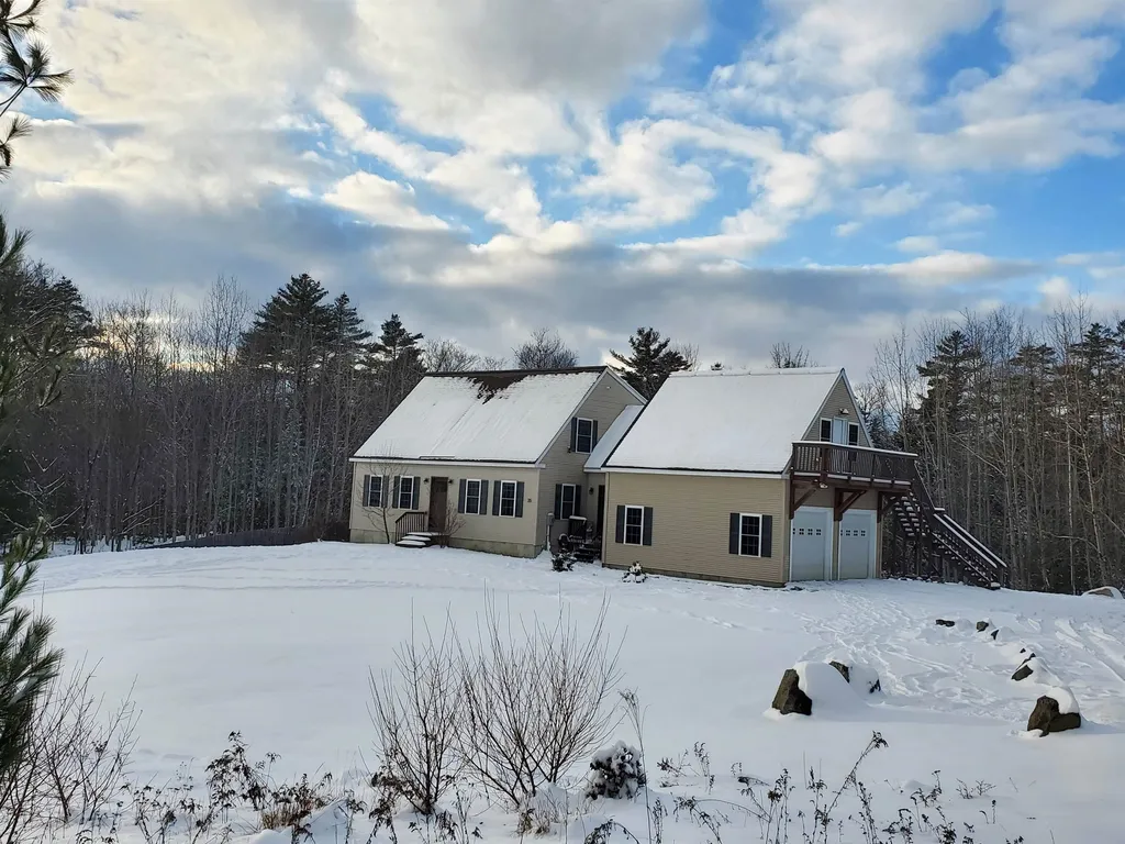 35 Serendipity Way Enfield NH 03748