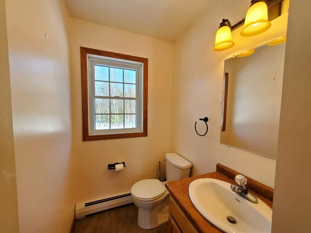 35 Serendipity Way Enfield NH 03748