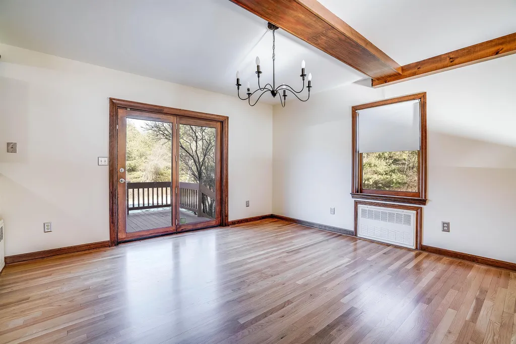 7b Cohas Terrace Londonderry NH 03053