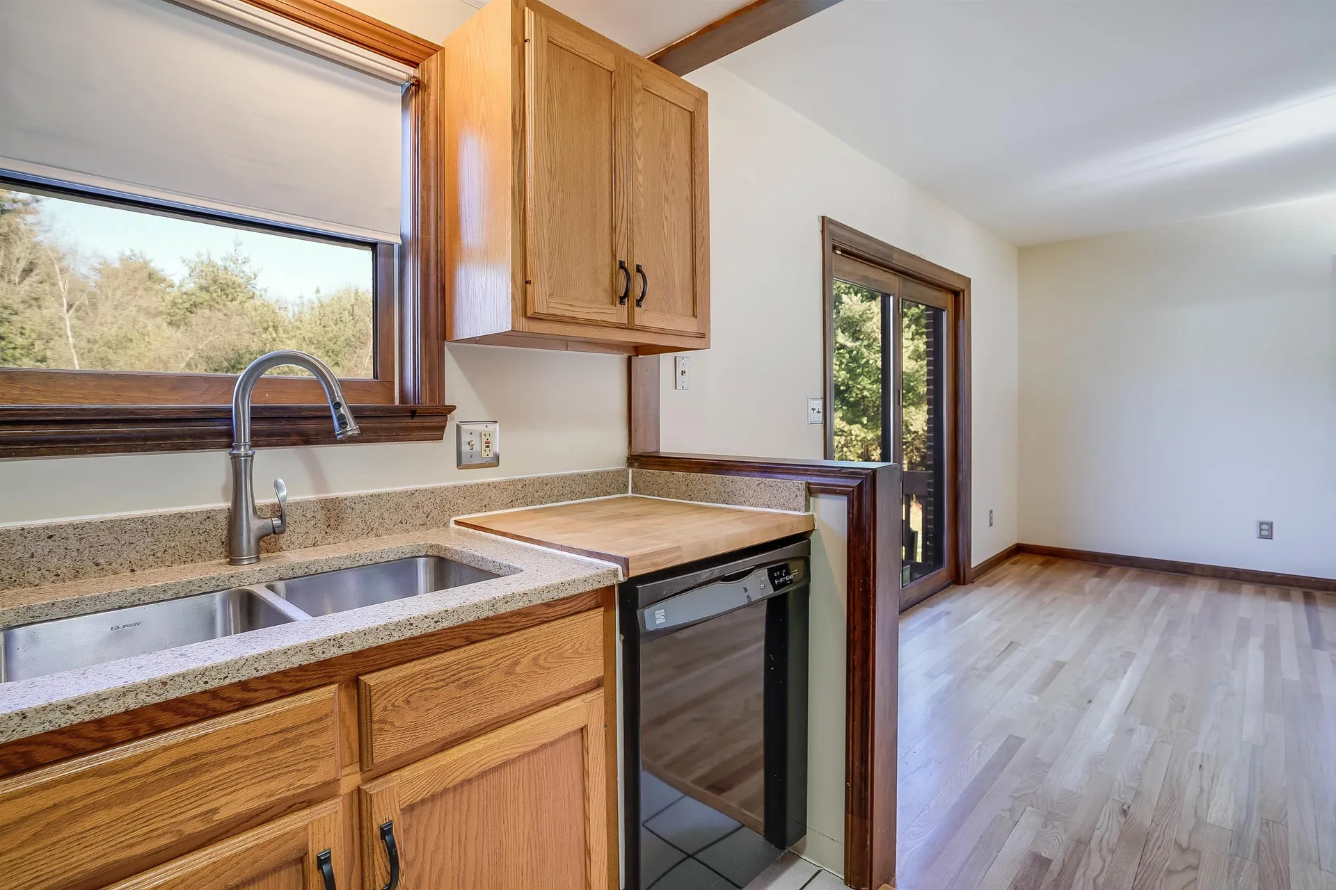 7b Cohas Terrace Londonderry NH 03053