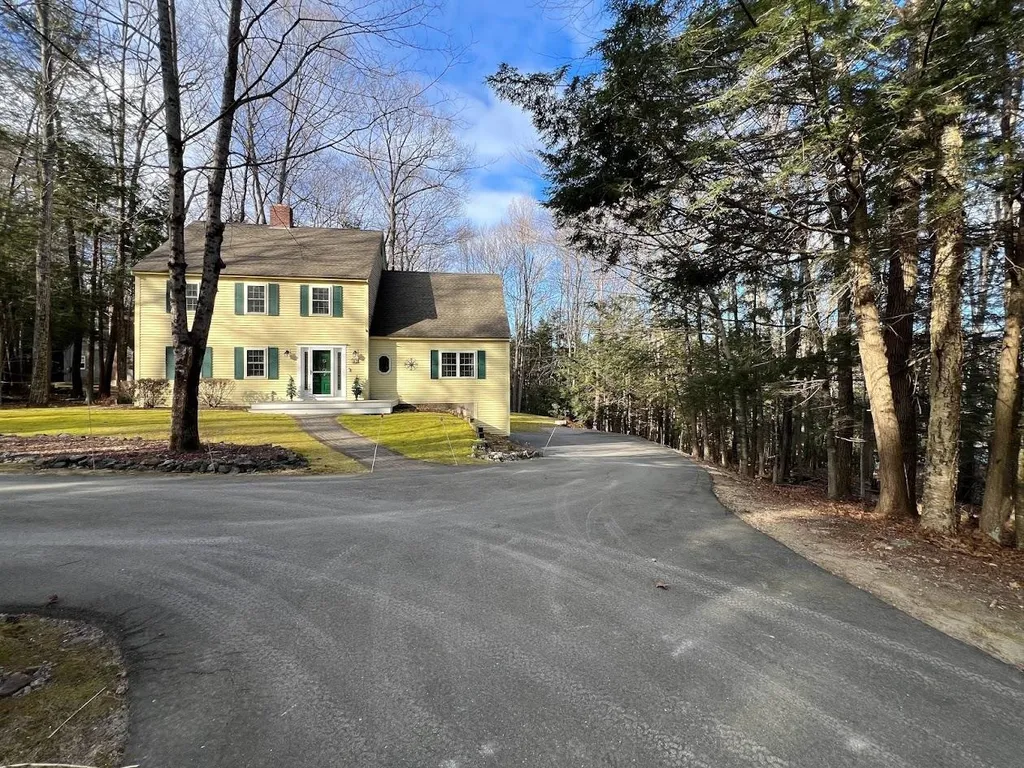 37 Winter Road Weare NH 03281