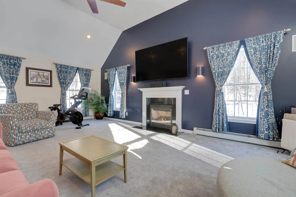52 Masten Drive Northwood NH 03261