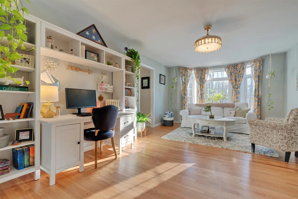 52 Masten Drive Northwood NH 03261
