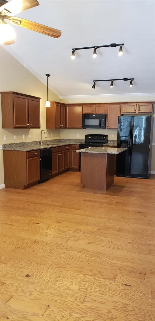 28 Owens Drive Swanzey NH 03446