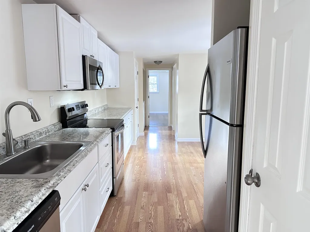11 Chickadee Court Keene NH 03431