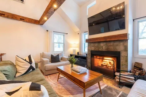 17 Capen Road Winhall VT 05340